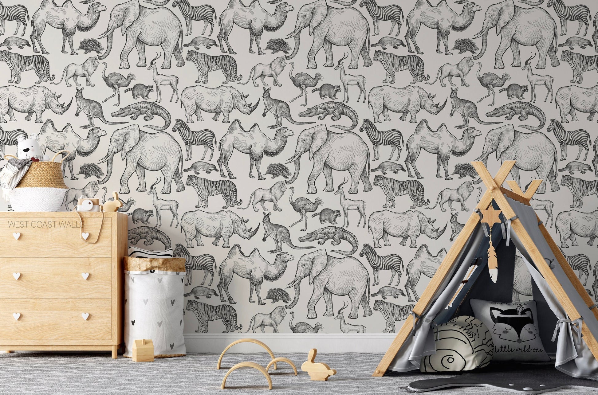 Hand Drawn Safari Animals Wallpaper